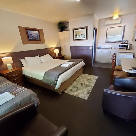 Coach House Inn Bright Buitenkant foto