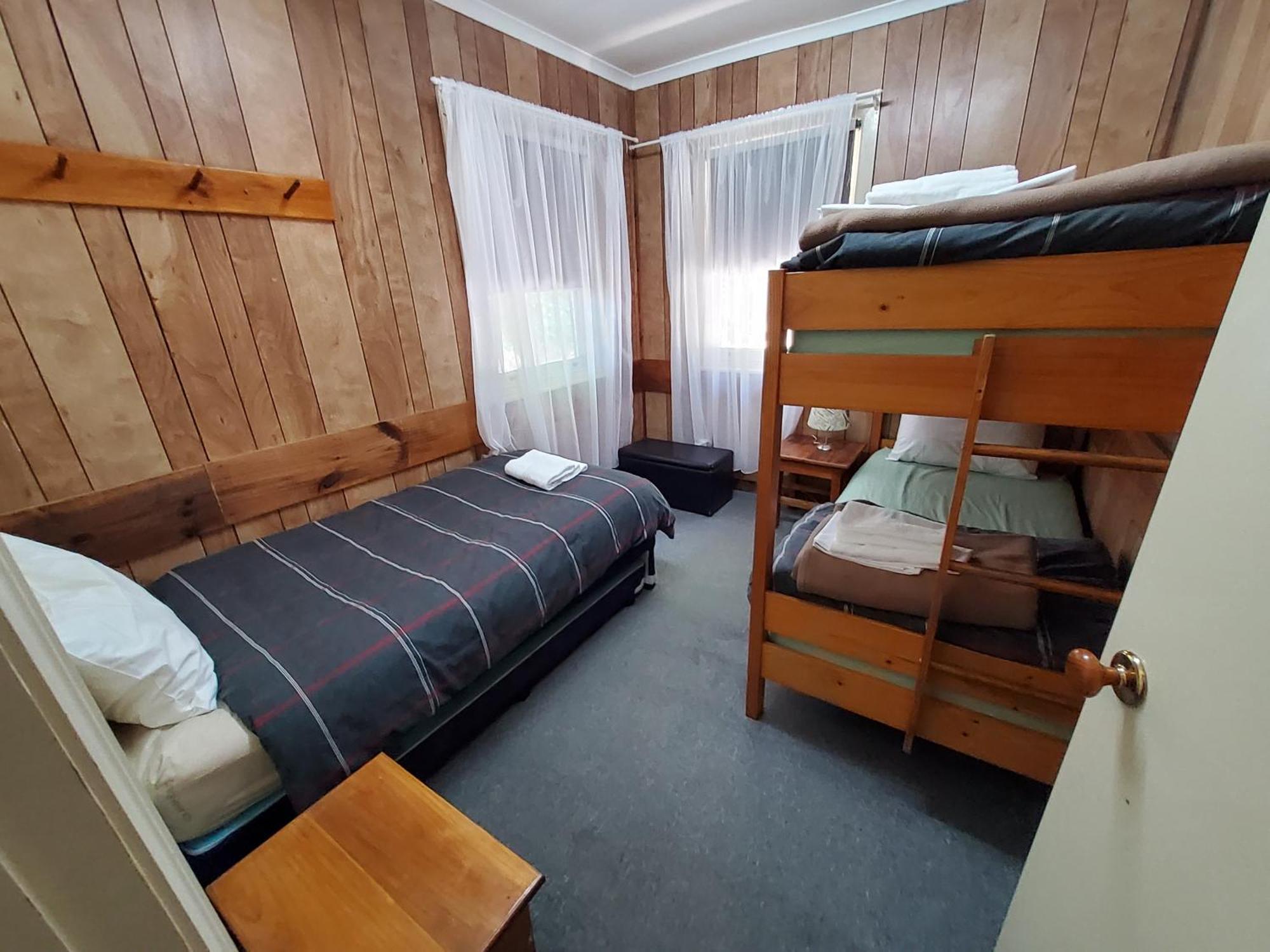 Coach House Inn Bright Buitenkant foto