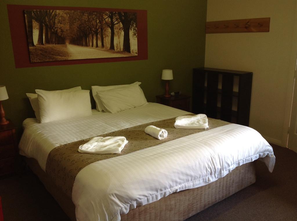 Coach House Inn Bright Buitenkant foto